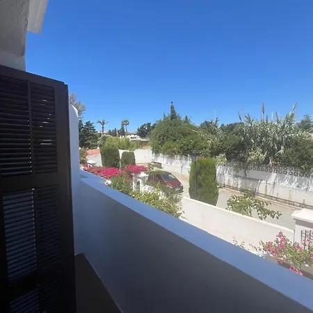 - Playa - 2 En Urbanizacion Cerca De La Playa Al18 *