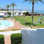 - Playa - 2 En Urbanizacion Cerca De La Playa Al18 *