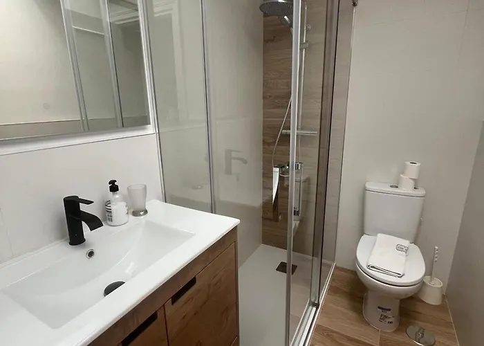 - Playa - 2 En Urbanizacion Cerca De La Playa Al18 Estepona